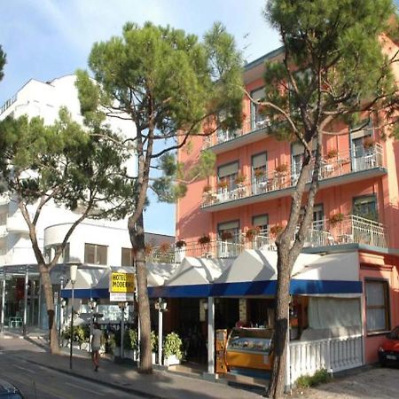 Hotel Moderno リド・ディ・イエゾロ エクステリア 写真
